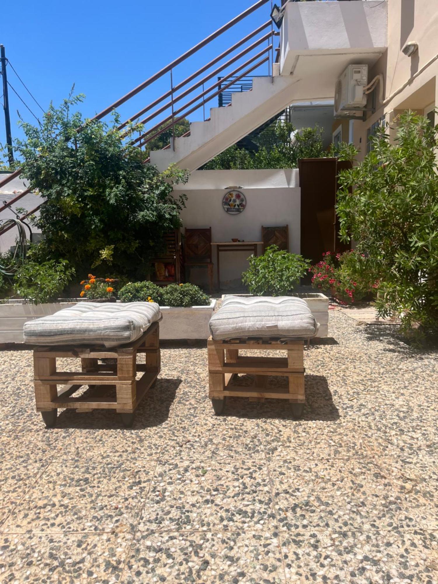 Sea Airport Art Studio Apartment Artemida  Exterior foto
